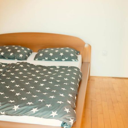 Hostel Тузла Экстерьер фото