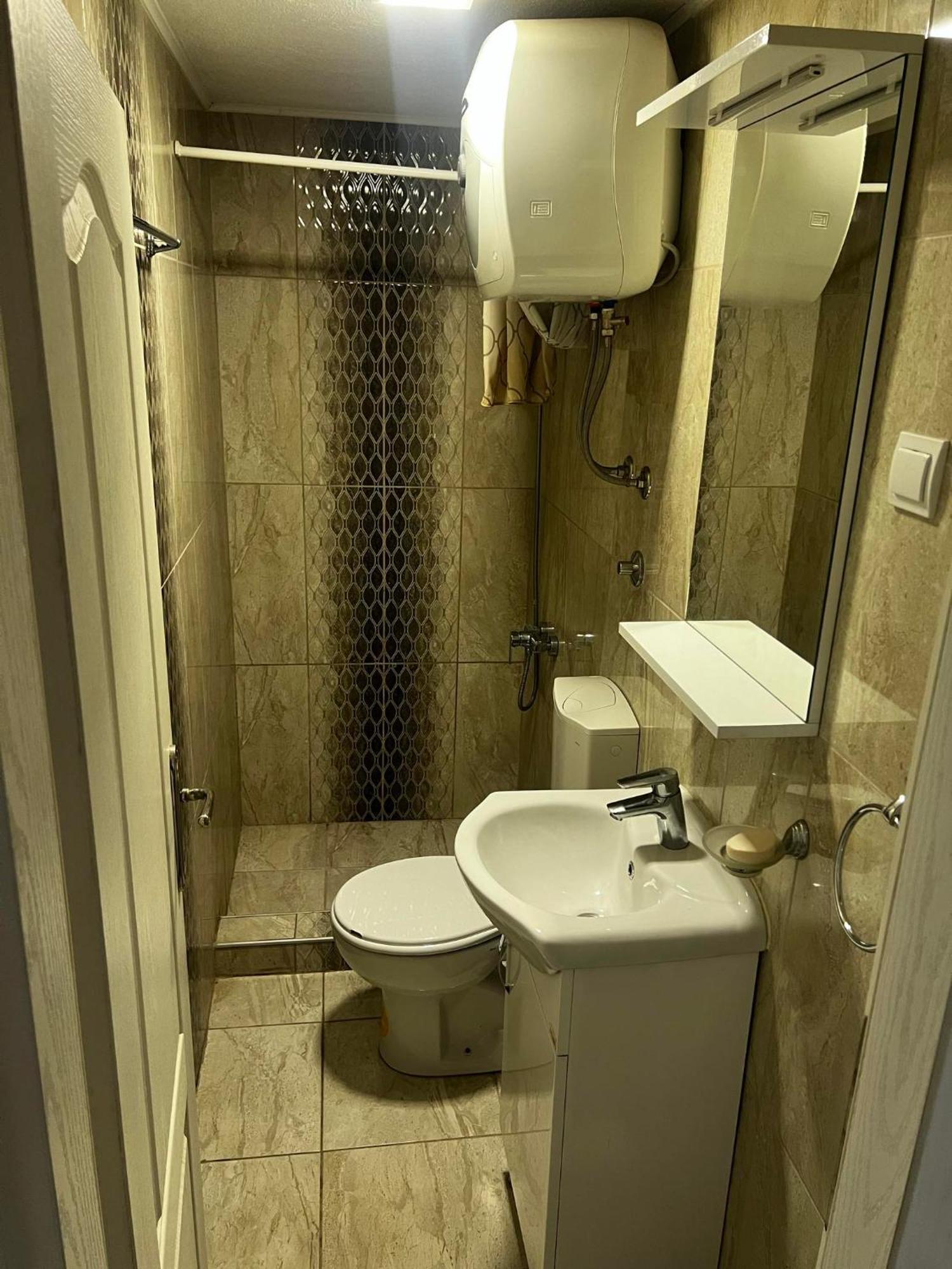 Hostel Тузла Экстерьер фото
