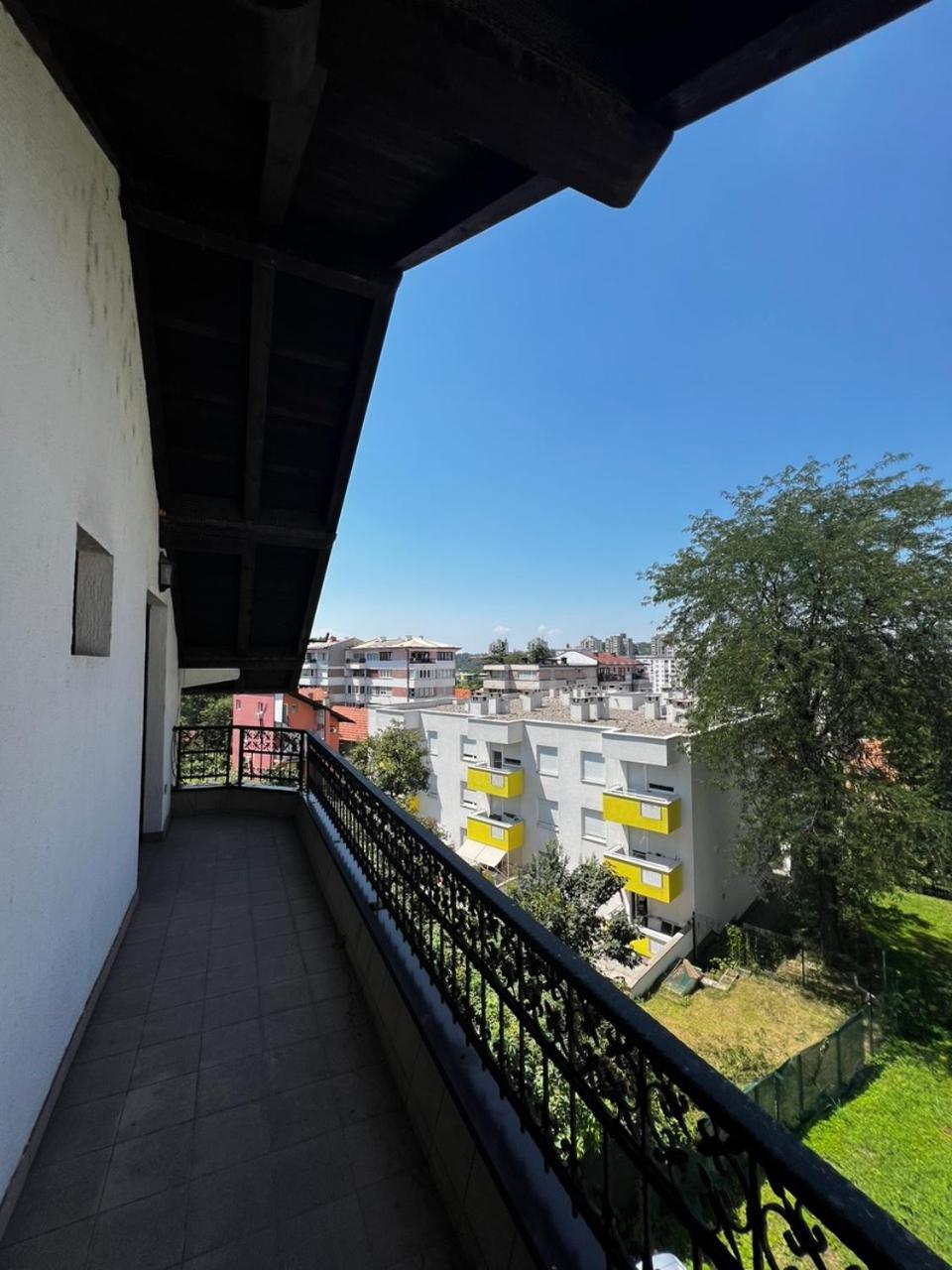 Hostel Тузла Экстерьер фото