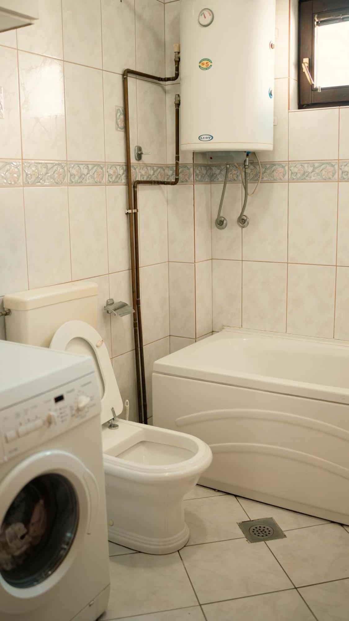 Hostel Тузла Экстерьер фото