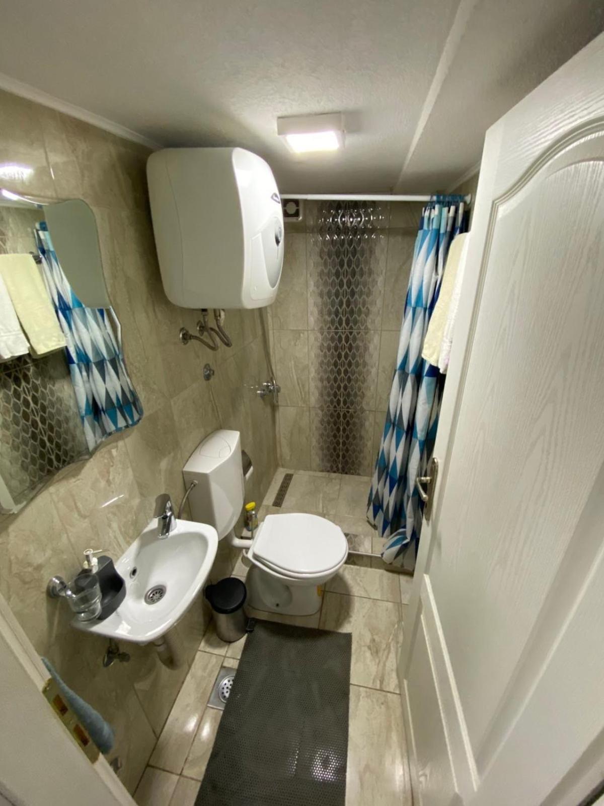 Hostel Тузла Экстерьер фото