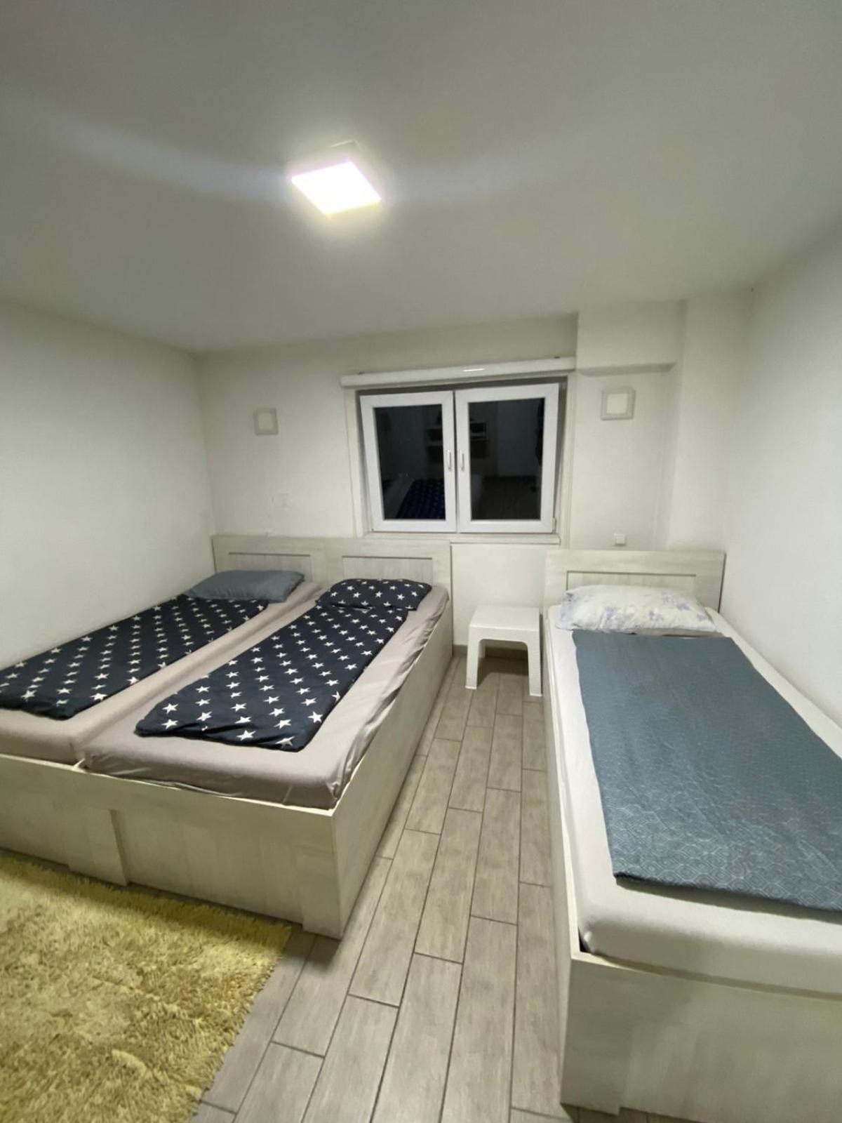 Hostel Тузла Экстерьер фото